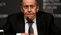 Лавров заперечив можливість швидкого миру