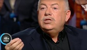 "Поменяли свою квартиру, две, на часть домика... И шо тебя жаба задавила? - "Квартиру в Киеве на виллу во Франции?", - конфликт Пискуна и Лещенко на эфире Шустер LIVE. ВИДЕО