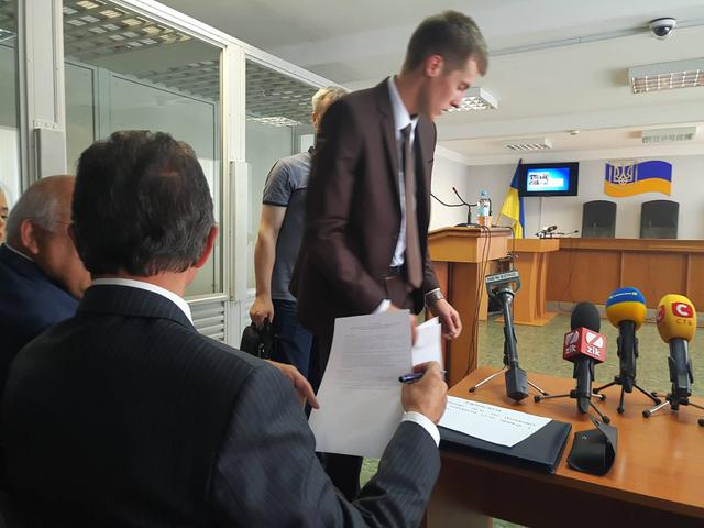 Суд по делу о госизмене Януковича: Допрос дипломата Сергеева. СТЕНОГРАММА ЗАСЕДАНИЯ 05