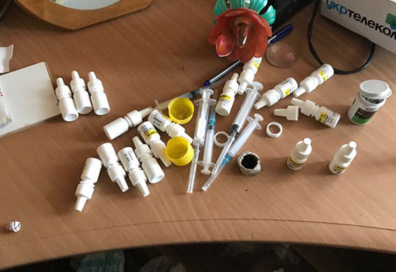 Подружню пару вчителів-наркоторговців затримано на Львівщині, - Нацполіція 01