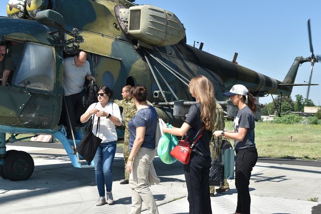 Делегація Литви відвідала район проведення ООС, де ознайомилася із системою медзабезпечення українських військовослужбовців 03