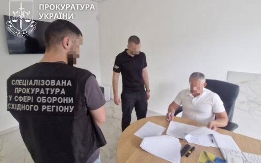 На Донеччині викрили схему з «бойовими» на понад 2,35 млн грн: підозру отримали троє військових. ФОТО