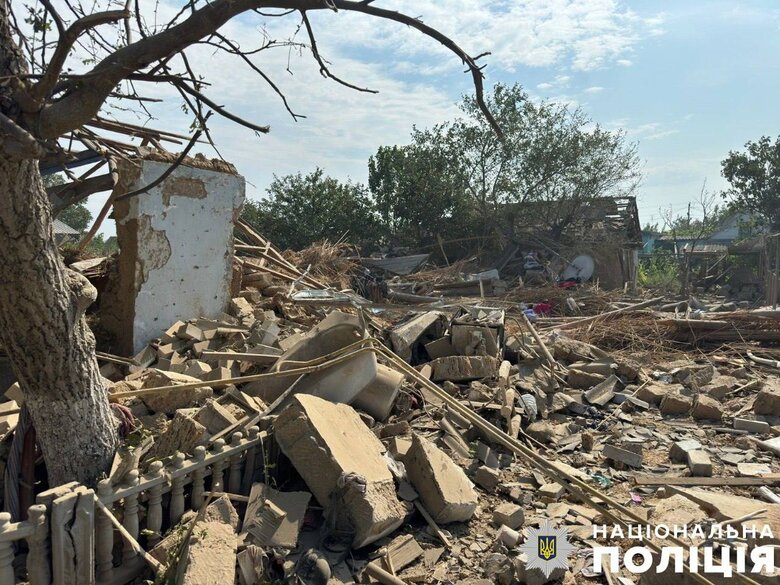 На Херсонщині через російські обстріли загинули дві жінки, 15 поранених