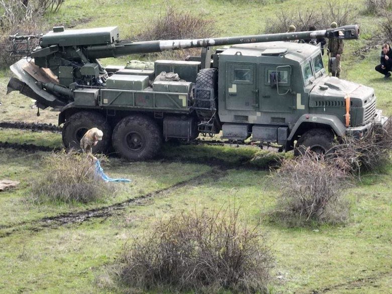 Наприкінці лютого розробникам Богдани надійшло розпорядження знищити її, аби вона не дісталася ворогу, але САУ вдалося врятувати та передати ЗСУ, - Пашинський 04