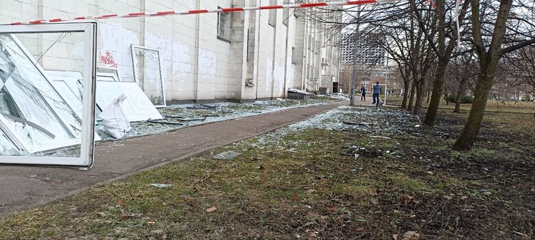 Внаслідок російського обстрілу Києва значно постраждали будівлі Київського нацуніверситету імені Тараса Шевченка 25