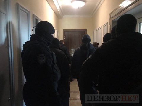 Невідомі перешкоджають передачі державі квартири Клименка у центрі Києва 01