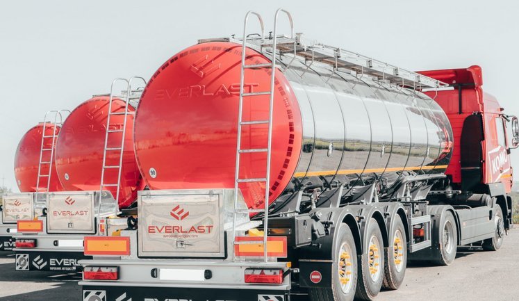 Російські дрони атакували завод з виробництва цистерн на Одещині, його перенесуть в інше місце