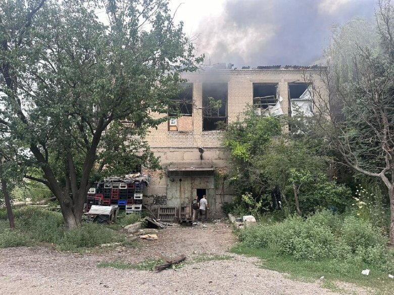 Росіяни скинули два КАБи на Селидове . П'ятеро людей загинули, восьмеро - поранені.