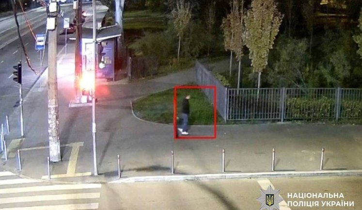 Задержан 22-летний рецидивист за изнасилование девушки в парке Киева, - полиция. ФОТО
