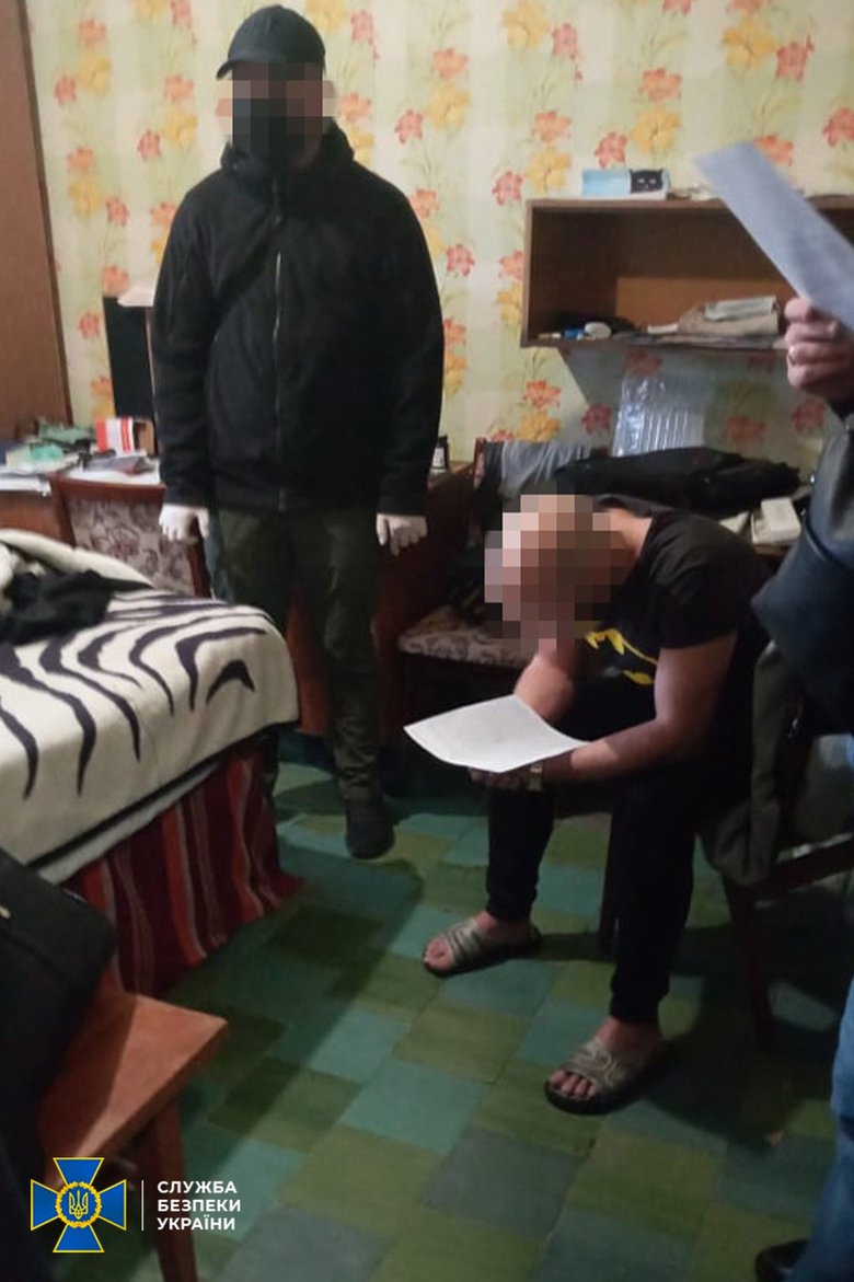 Военная контрразведка СБУ предотвратила передачу спецслужбам РФ секретных данных по системе управления ПВО Украины 02