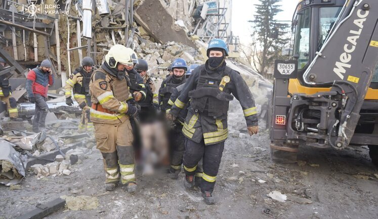 Search and rescue operations completed at site of enemy missile attack in Izium. VIDEO+PHOTOS