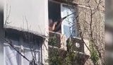 Чоловік стріляв із вікна багатоповерхівки в Києві, - поліція. ВIДЕО