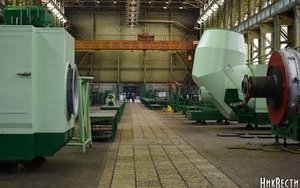 Працівники заводу "Зоря"-"Машпроект" скаржаться на нестерпні умови праці: у цехах до +2°C, обігрівачі заборонили. ФОТОрепортаж