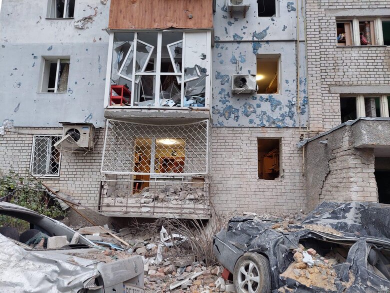 Consequences of night shelling of Mykolaiv 03