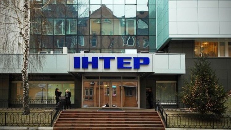 Частина телеканалів Фірташа відновила власне мовлення