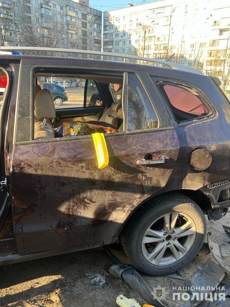 Автомобіль чиновника вибухнув на Дніпропетровщині