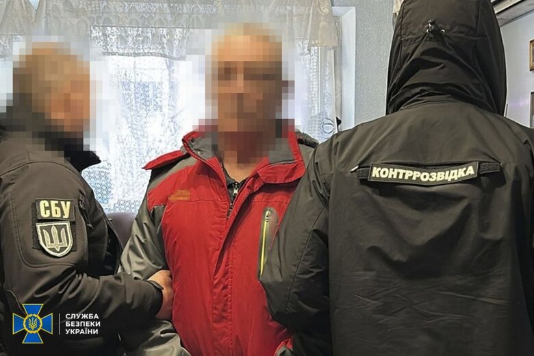 Психотерапевт та диякон УПЦ МП шпигували за оборонцями Харкова