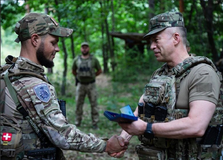 Сирський відвідав Покровський напрямок