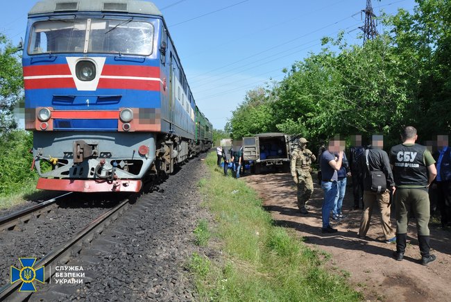 Викрито масштабне розкрадання дизпалива Укрзалізниці в Миколаєві. Щомісячні збитки становили $50 тис., - СБУ 01