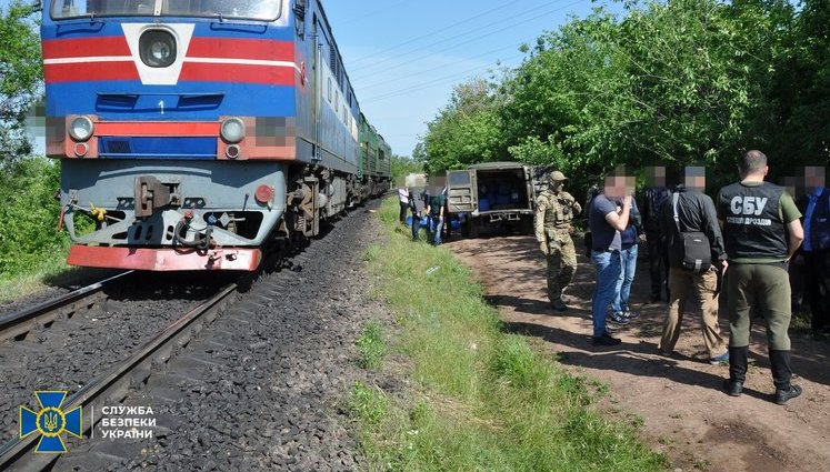 СБУ разоблачила схему хищения дизтоплива "Укрзализныци" в Николаеве