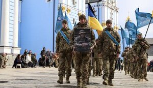 У Києві попрощалися із загиблим на війні Василем Ратушним. ФОТОрепортаж