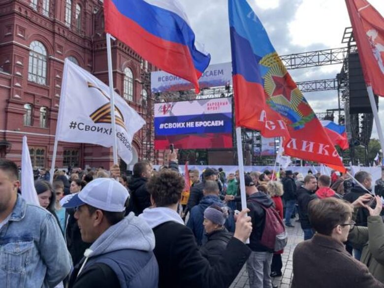 Російських бюджетників зганяють на мітинги підтримки псевдореферендумів на окупованих територіях України 02