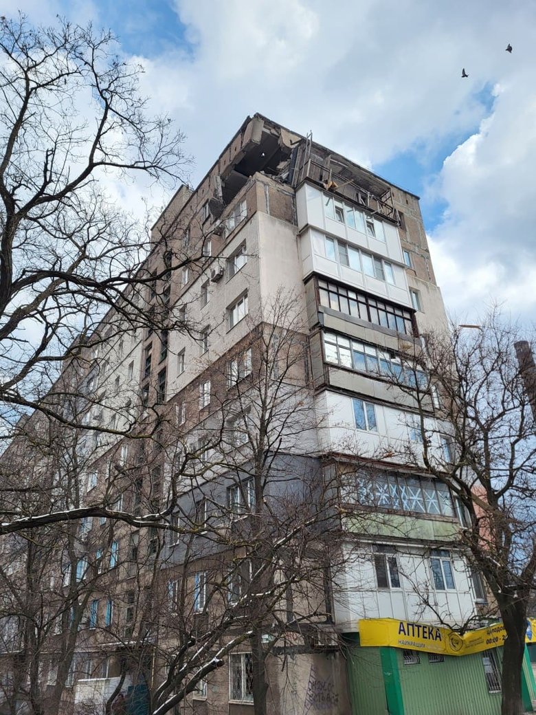 Маріуполь після ворожих обстрілів: Сподіваємося, ці фото стануть доказовою базою в Гаазькому трибуналі! 13 Маріуполь після ворожих обстрілів: Сподіваємося, ці фото стануть доказовою базою в Гаазькому трибуналі! 13