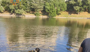 Из озера на Борщаговке в Киеве достали тело мужчины, - ГСЧС