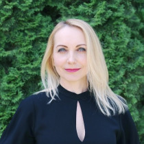 Избранный от Слуги народа депутат Лысюк отказался от мандата: его место займет сотрудница Квартала 95 Хоменко 01