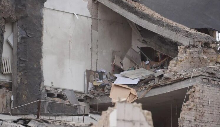 Part of building of Boichuk Academy of Decorative and Applied Arts and Design in Kyiv was destroyed as result of fall of enemy missile fragments - Ministry of Culture. PHOTOS