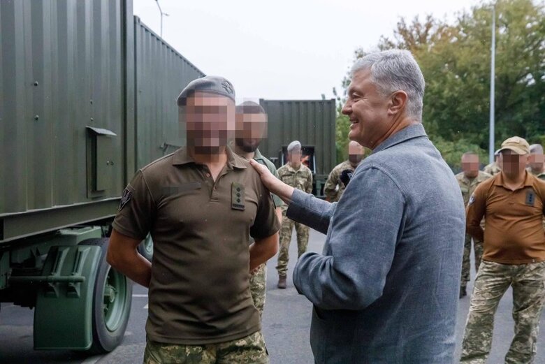 Кільком полкам ССО передали чергову партію техніки