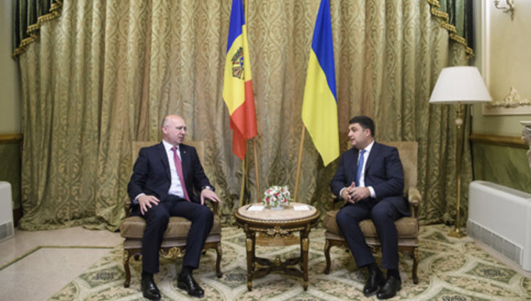 Украина рассчитывает на завершение демаркации госграницы с Молдовой до 2018 года, – Гройсман
