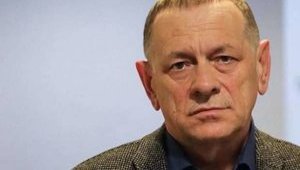 Отец Гандзюк призвал Зеленского не увольнять Рябошапку