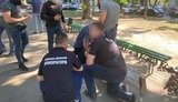 Одеський митник за $100-250 "прискорював" оформлення "євроблях", без хабаря процес затягувався на невизначений термін, - облпрокуратура. ФОТОрепортаж