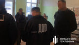 Вимагав $15 тис. за пакет документів: на Львівщині на хабарі попався чиновник Архітектурно-планувального бюро, - ДБР. ФОТОрепортаж