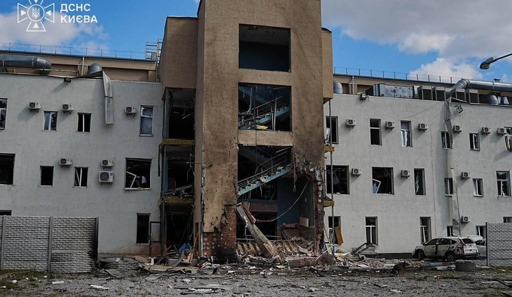 Russians struck building housing "We - Ukraine" TV channel with "Shahed" drone right in middle of live broadcast: 5 people were injured. VIDEO&PHOTOS