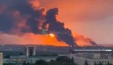 Following the strike by Ukrainian drones, a cloud of smoke from the burning oil depots engulfed the Stavropol region