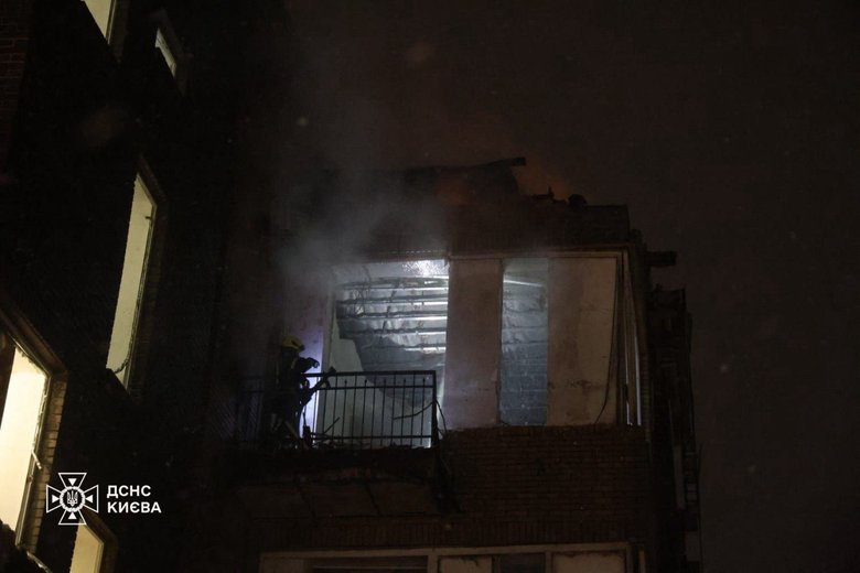 Attack on Kyiv at night: fires in the districts, one casualty
