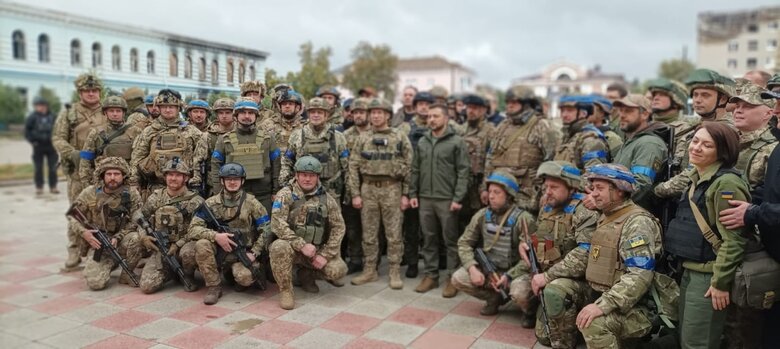 Zelensky came to Izium, liberated from Russian occupiers 02