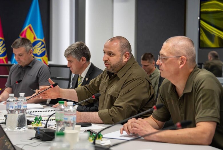 Умєров обговорив із заступником держсекретаря США ситуацію на полі бою та нагальні потреби ЗСУ
