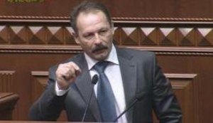 Нардеп Барна на автомобілі врізався в трамвай у столиці. Його госпіталізували, - джерело. ФОТОрепортаж