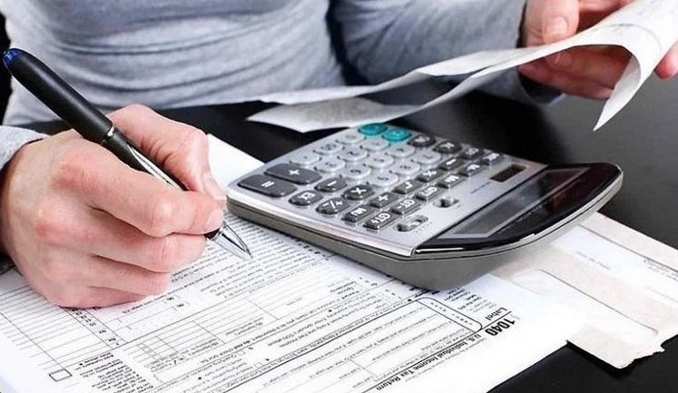 Українців зобов’язали декларувати всі держвиплати: як це зробити та про які програми йдеться?