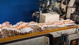 130 тисяч пачок на добу: БЕБ ліквідувало нелегальне виробництво сигарет на Львівщині та Харківщині