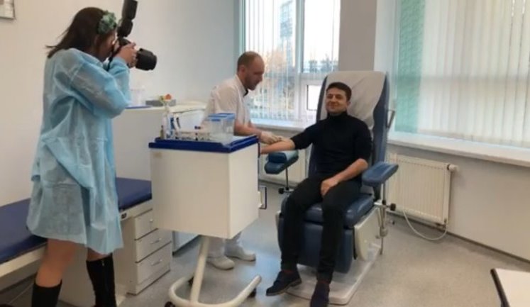У лабораторії Eurolab, де стався скандал з аналізом Зеленського, є зв'язки з РФ і карибським "податковим раєм", - Kyiv Post