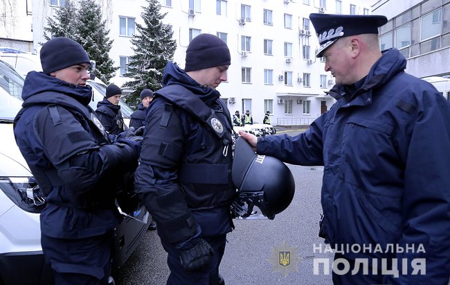20 обновленных отделений полиции, 10 спецавтомобилей, 336 комплектов средств защиты: Презентованы результаты пилотного проекта реформы полиции в трех областях 02