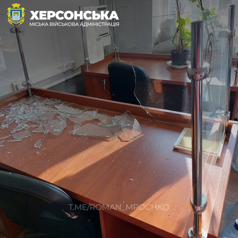 Russian troops attacked hospital in Kherson at night 01