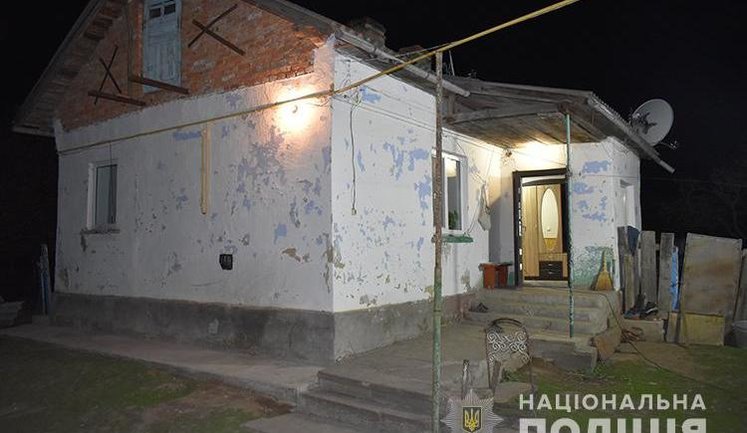 Воин АТО смертельно ранил одного из шести напавших на его дом в Тернопольской области, - Нацполиция. ФОТОрепортаж