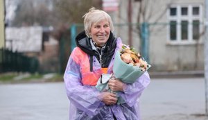 У Львові обрали найкращу двірничку міста: Нагороду у 25 тис. грн вона вирішила переказати на ЗСУ. ФОТОрепортаж