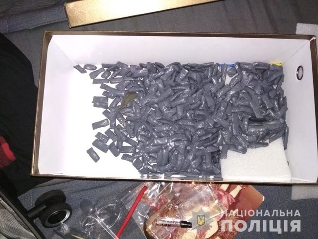 Правоохранители Николаевщины накрыли межрегиональную группу наркодельцов-закладчиков, ежемесячный оборот которых составлял 2 млн грн 05