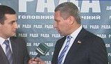 "Присягу в рамочке повешу рядом с портретом Януковича. Это одинаково святые вещи", - "регионал". ВИДЕО